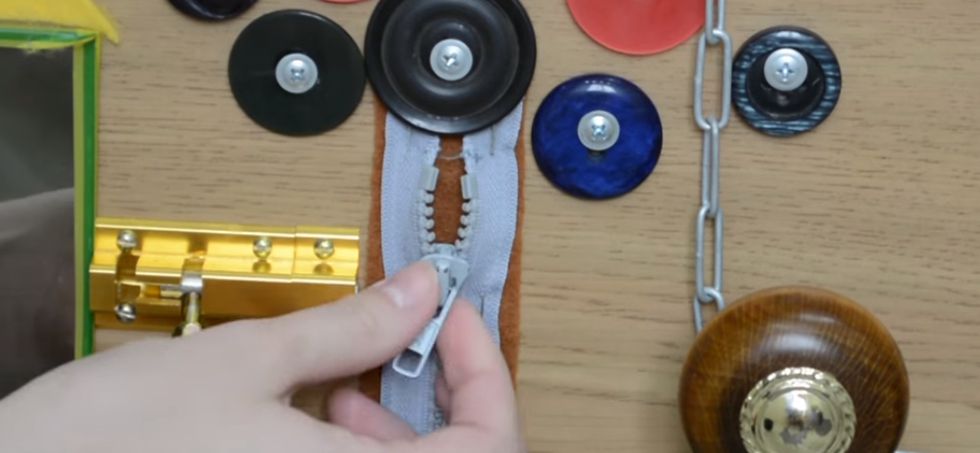 как сделать бизиборд